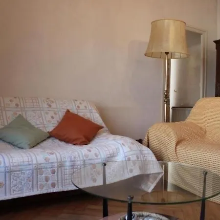 Vakantiehuis Maison Lagord, 4 Pieces, 5 Personnes - Fr-1-246-526 *