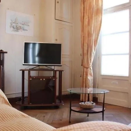 Vakantiehuis Maison Lagord, 4 Pieces, 5 Personnes - Fr-1-246-526 *